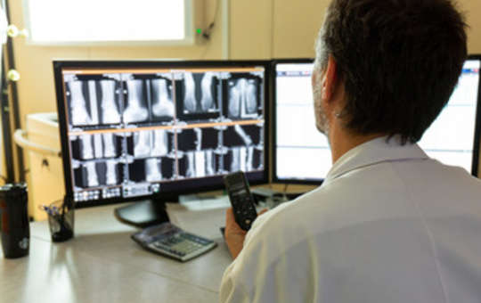 Médecin Radiologue
